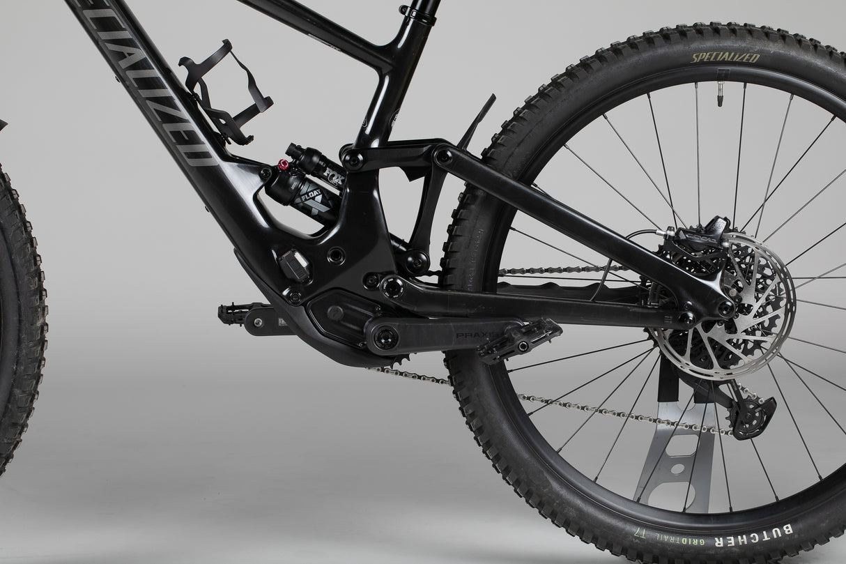 Specialized Turbo Kenevo SL Comp - käytetty sähköpyörä 165-180 cm ajajalle