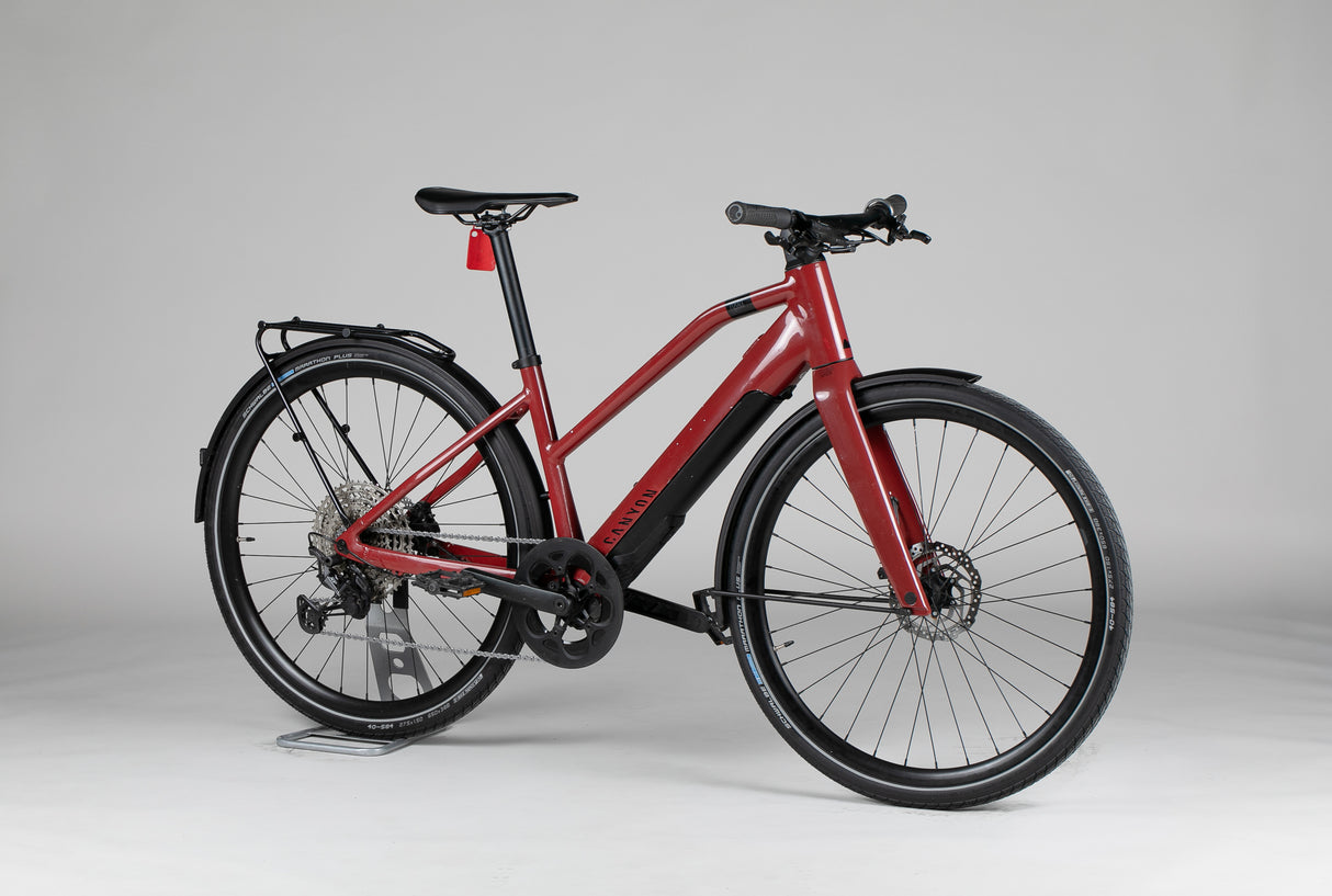 Canyon Commuter:On 7 Wmn - käytetty sähköpyörä 157-169 cm ajajalle