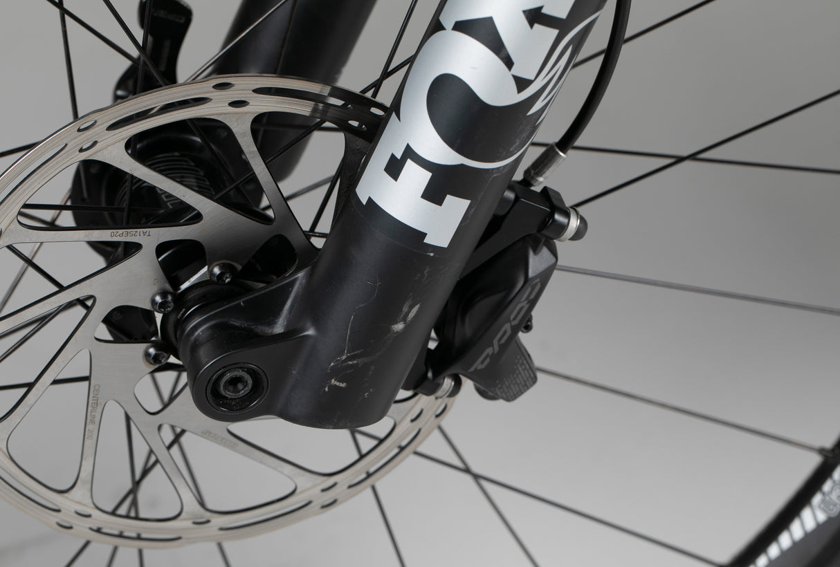 Yt Industries Decoy Shred Mx - käytetty sähköpyörä 154-165 cm ajajalle