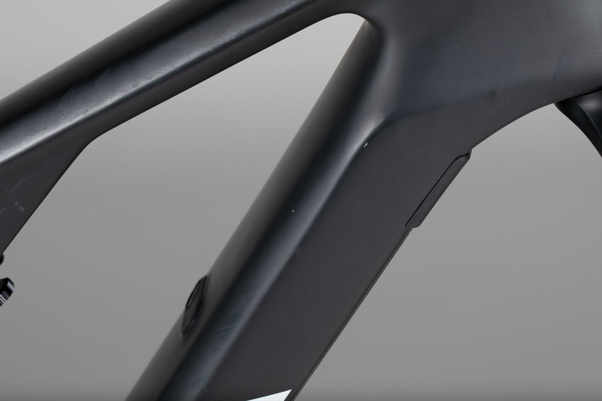 Canyon Spectral:On Cf 7 - käytetty sähköpyörä 177-187 cm ajajalle