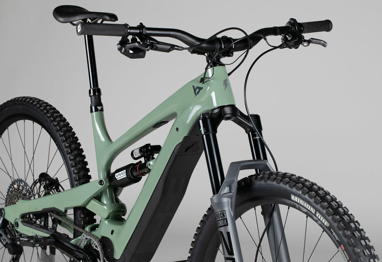 YT Industries Decoy CORE 4 29 - käytetty sähköpyörä 172-182 cm ajajalle