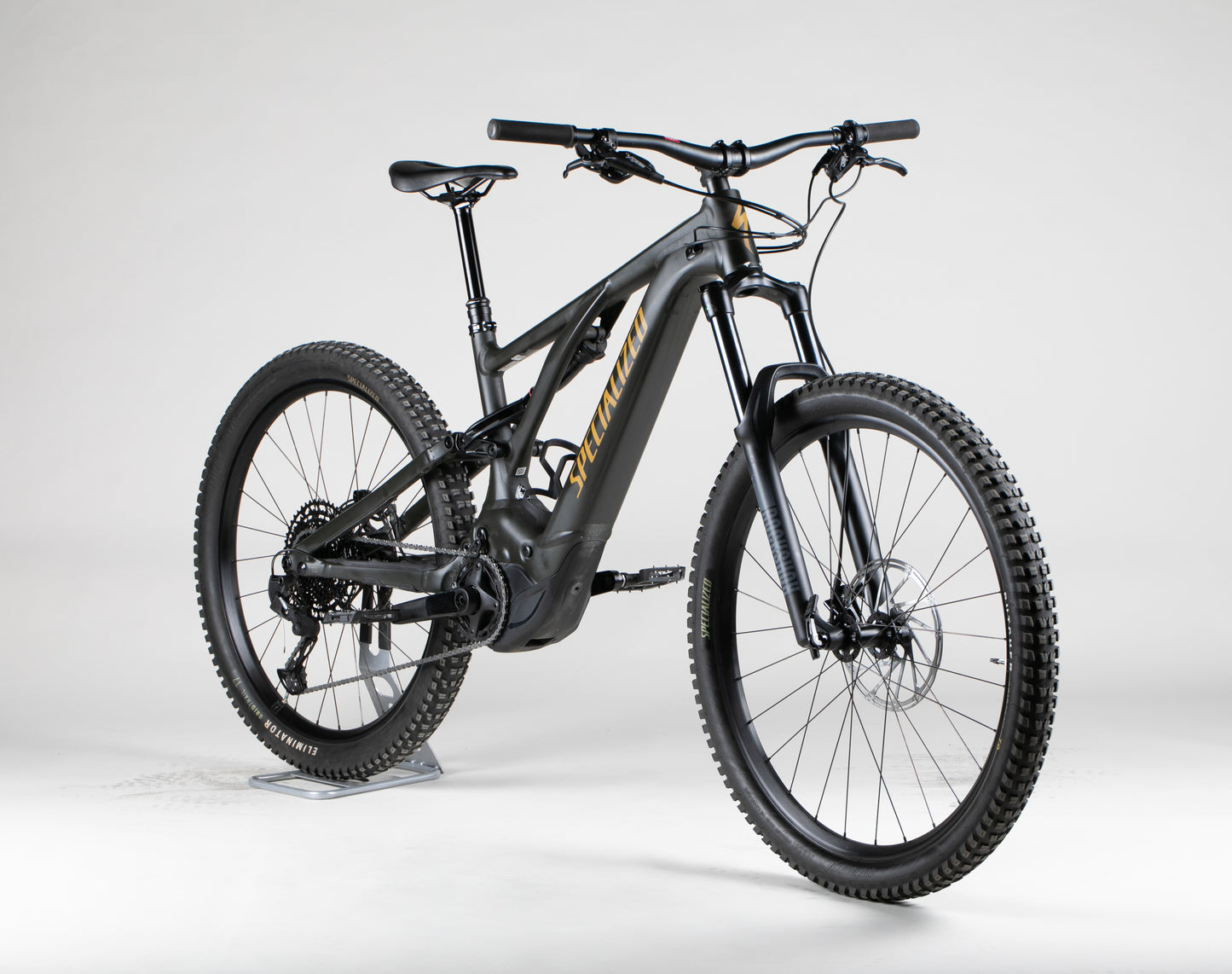 Specialized Turbo Levo Alloy - käytetty sähköpyörä 173-188 cm ajajalle