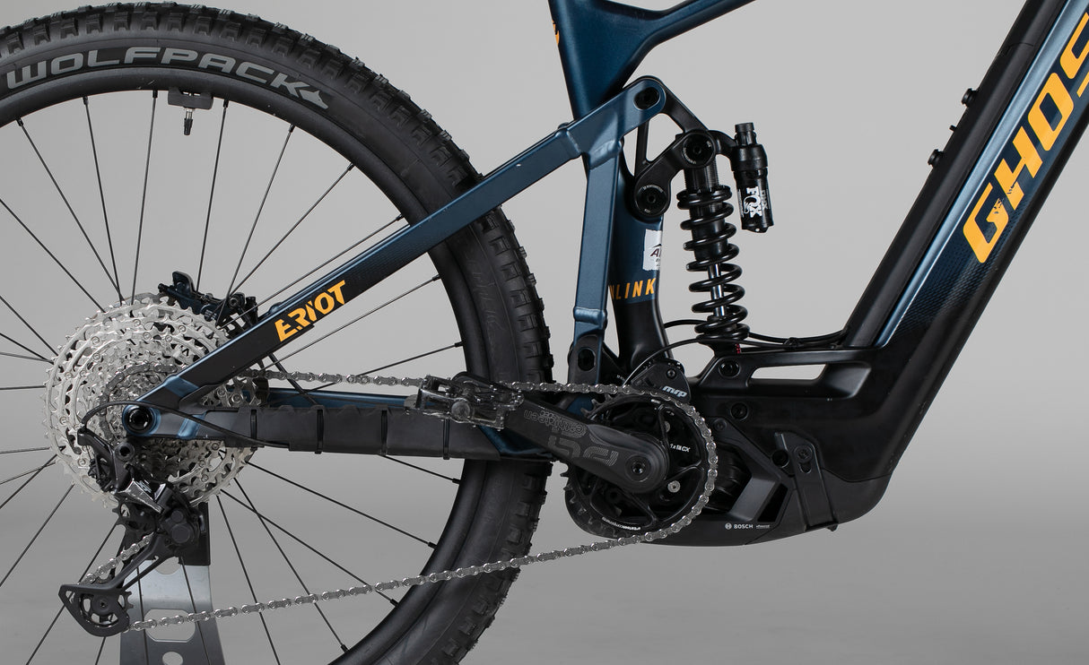 Ghost E-Riot EN CF Pro - käytetty sähköpyörä 187-196 cm ajajalle