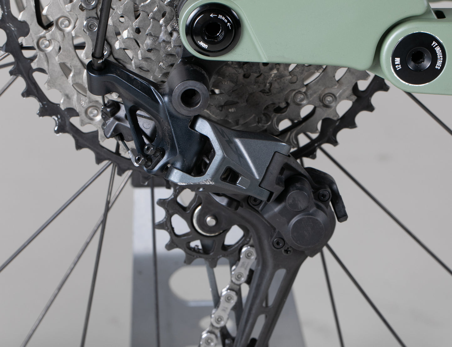 YT Industries Decoy Core 3 29 - käytetty sähköpyörä 171-183 cm ajajalle