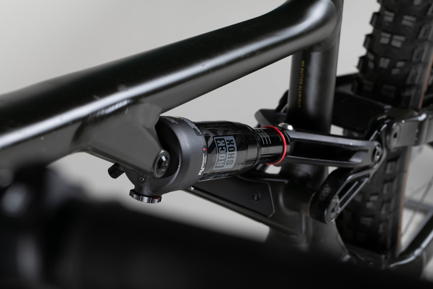 SPECIALIZED Turbo Levo Alloy - käytetty sähköpyörä 178-193 cm ajajalle