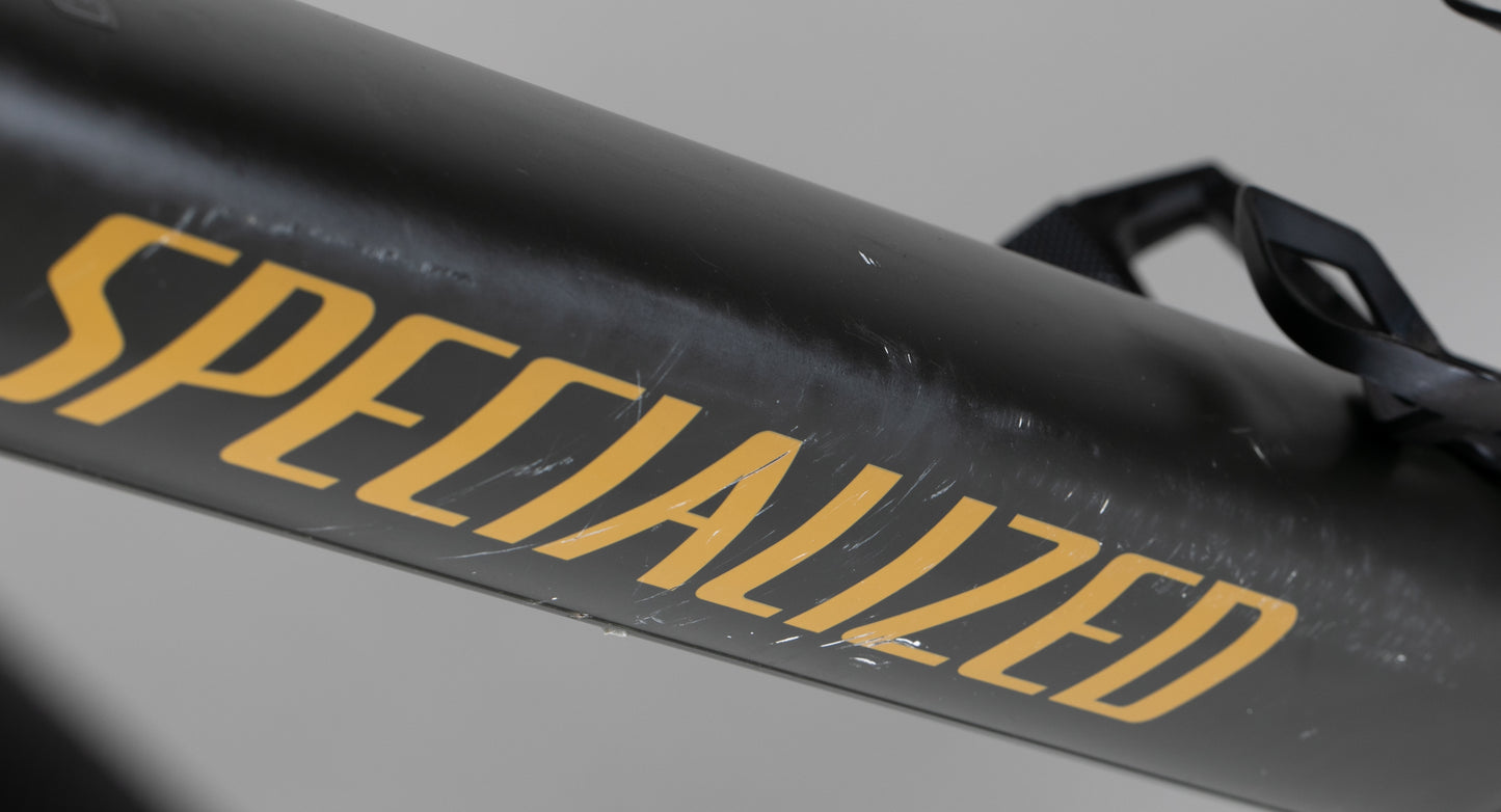 SPECIALIZED Turbo Levo Alloy - käytetty sähköpyörä 178-193 cm ajajalle