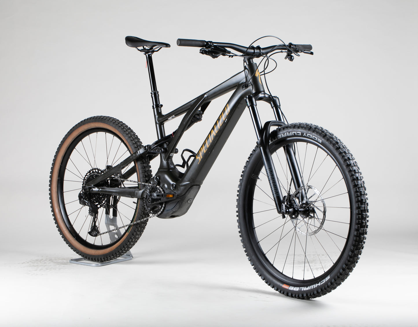 SPECIALIZED Turbo Levo Alloy - käytetty sähköpyörä 178-193 cm ajajalle