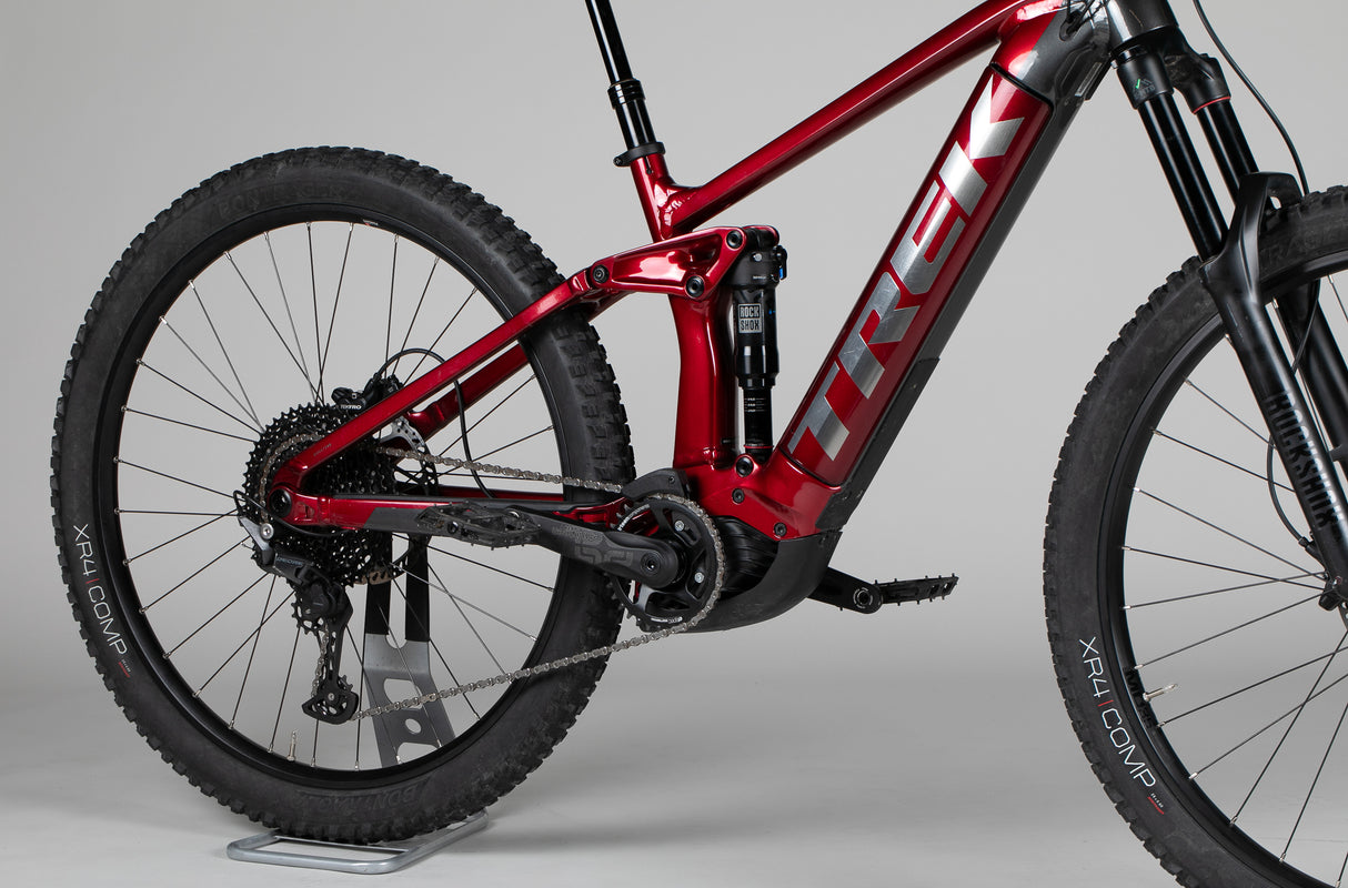 Trek Rail 5 - käytetty sähköpyörä 168-179 cm ajajalle