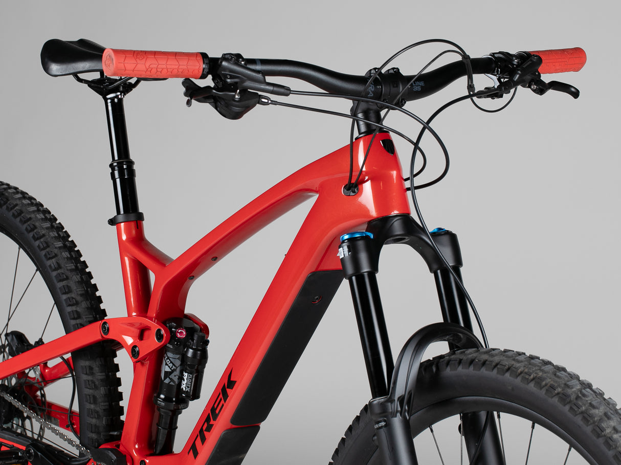 Trek Fuel Exe 9.7 - käytetty sähköpyörä 177-188 cm ajajalle