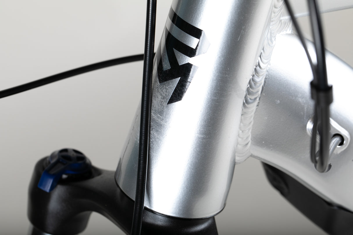 Rock Machine Torrent e30 - käytetty sähköpyörä 170-185 cm ajajalle