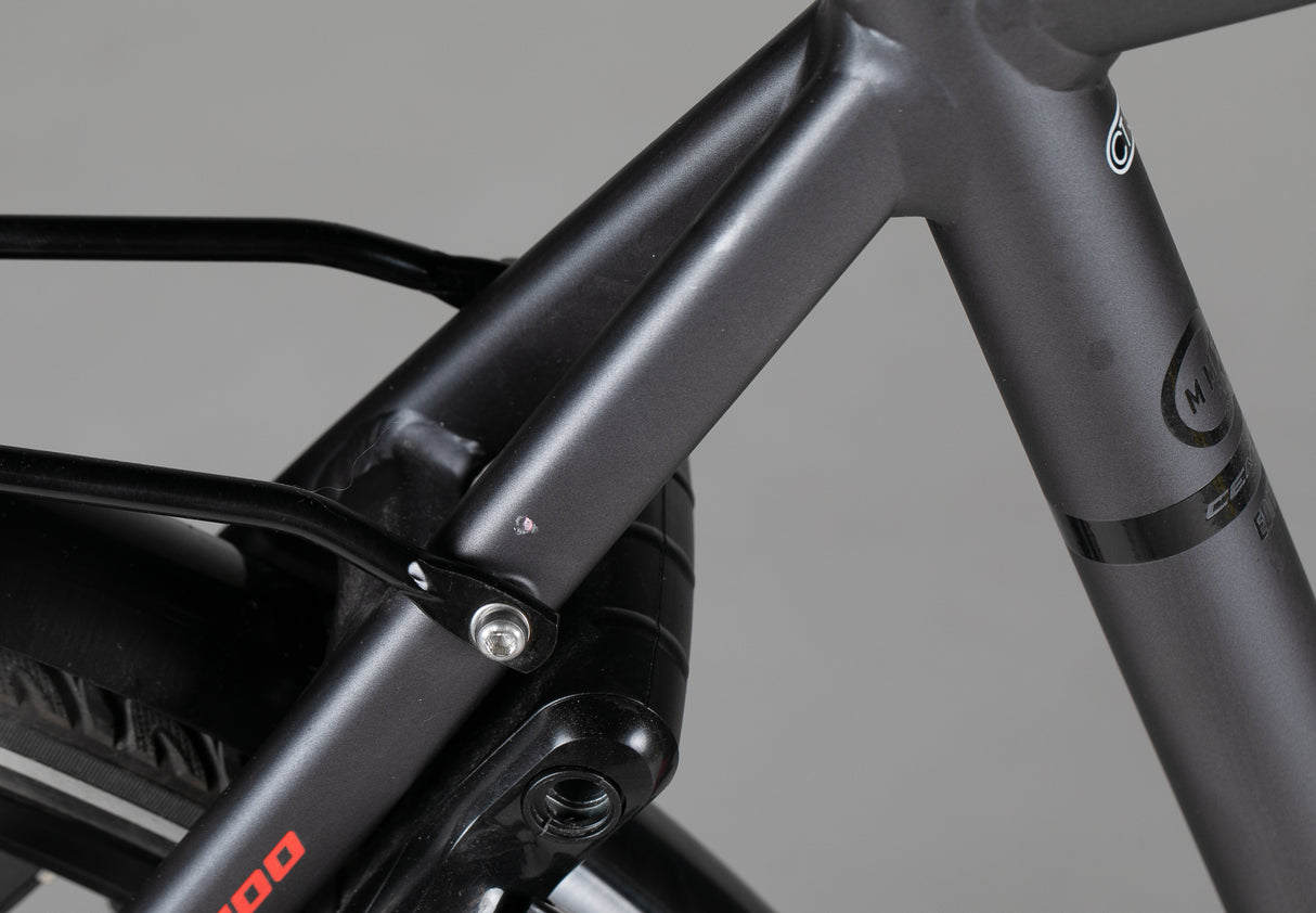 Tunturi E-hybrid Di2 - käytetty sähköpyörä 180-190 cm ajajalle