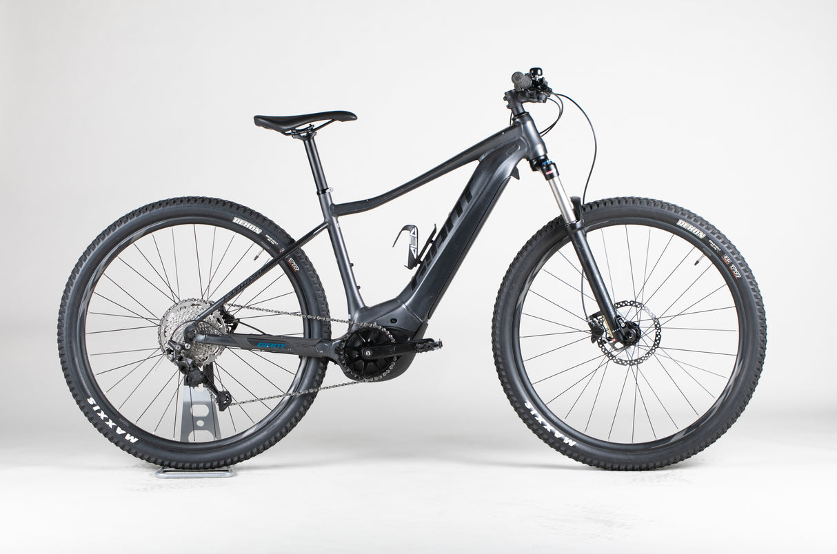 Giant Fathom E+ 2 - käytetty sähköpyörä 171-180 cm ajajalle