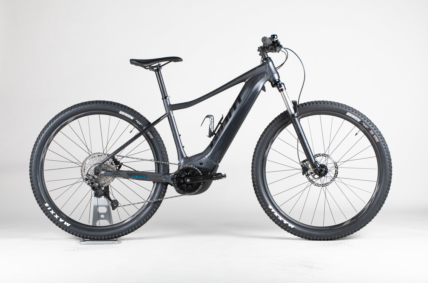 Giant Fathom E+ 2 - käytetty sähköpyörä 171-180 cm ajajalle