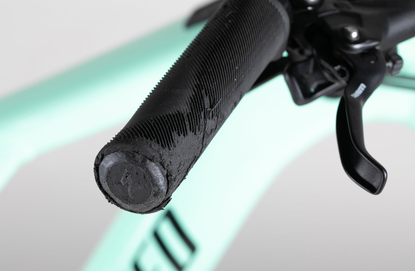 Specialized Turbo Levo - käytetty sähköpyörä 173-188 cm ajajalle