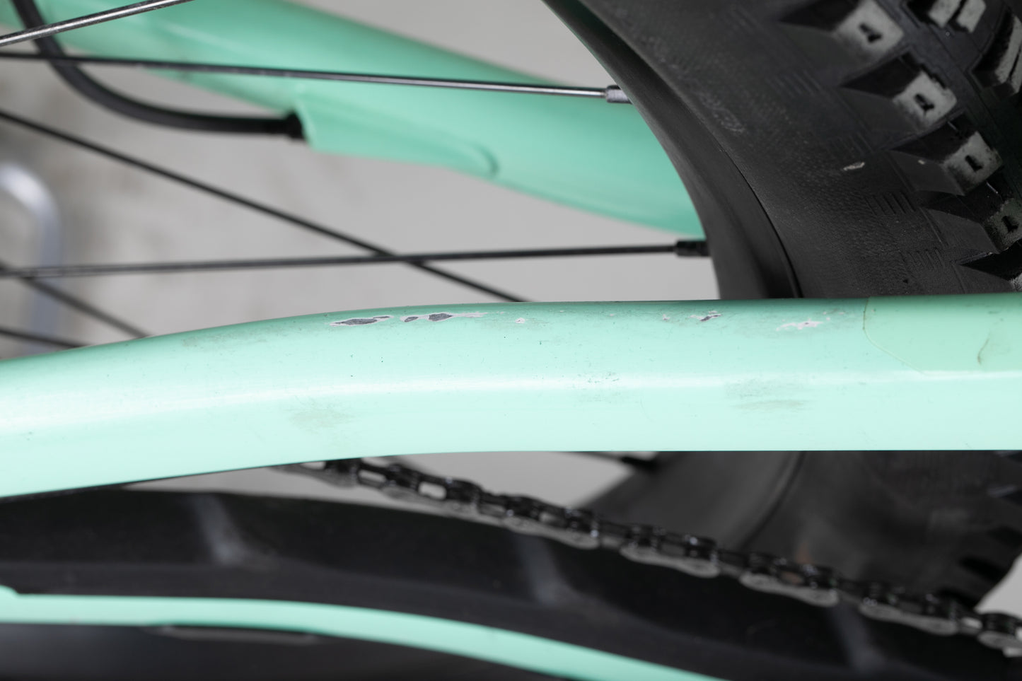 Specialized Turbo Levo - käytetty sähköpyörä 173-188 cm ajajalle