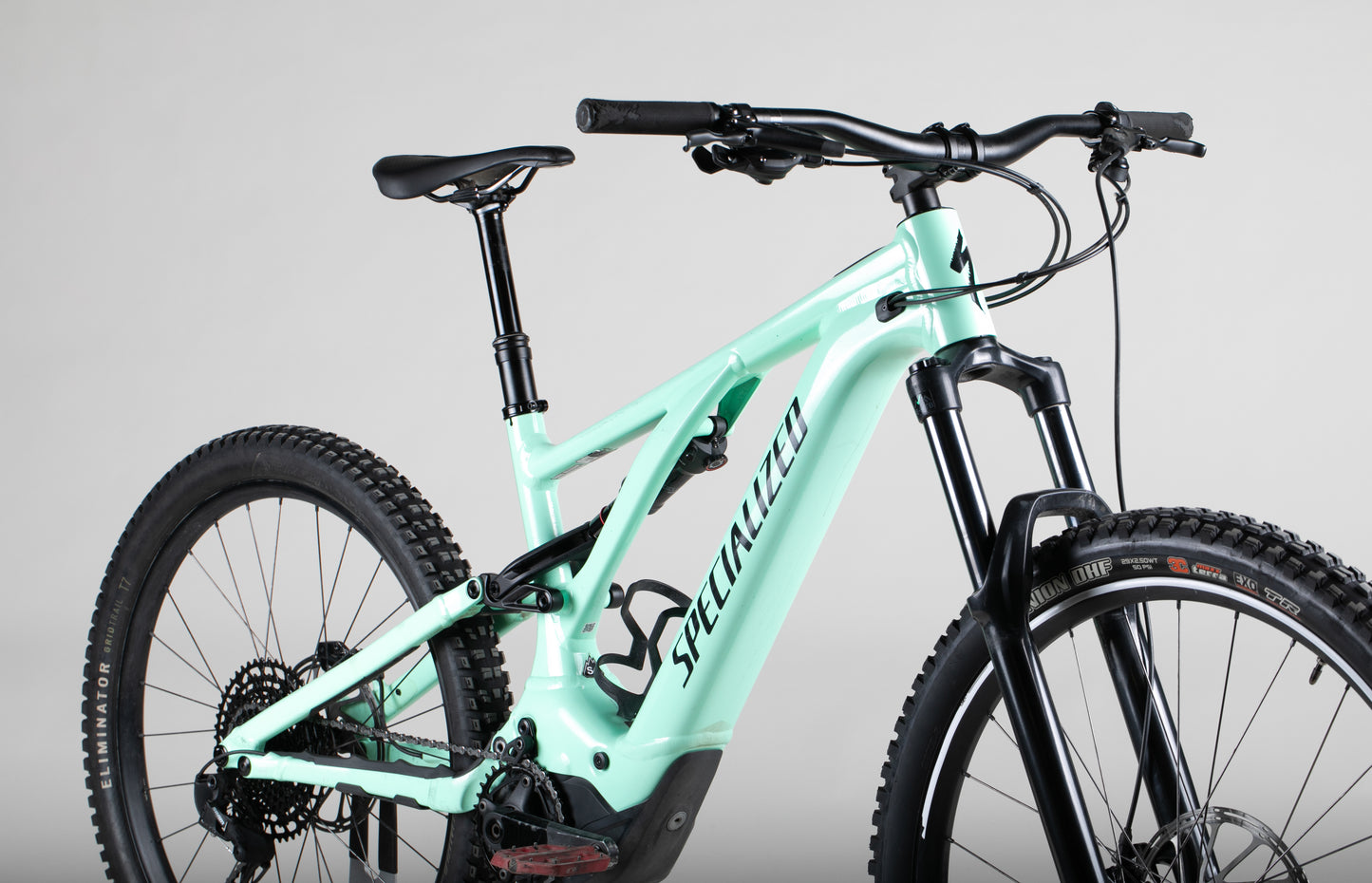 Specialized Turbo Levo - käytetty sähköpyörä 173-188 cm ajajalle