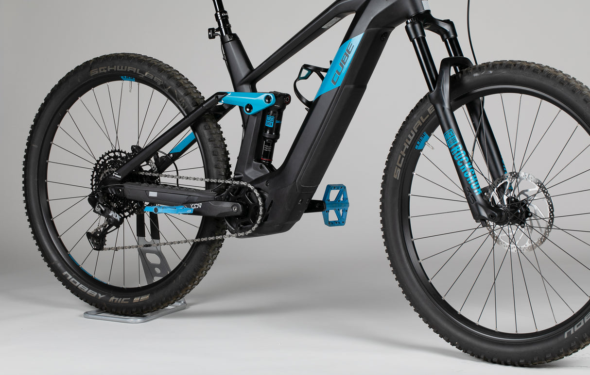 Cube Stereo Hybrid 140 Hpc Race 625 - käytetty sähköpyörä 175-187 cm ajajalle