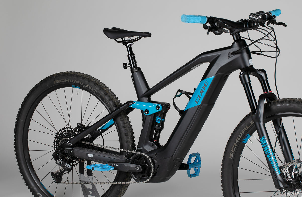 Cube Stereo Hybrid 140 Hpc Race 625 - käytetty sähköpyörä 175-187 cm ajajalle