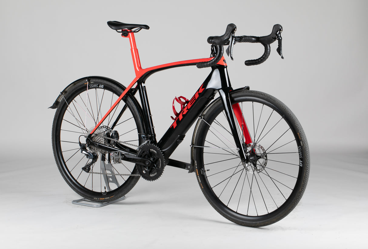 Trek Domane  Lt - käytetty sähköpyörä 178-185 cm ajajalle