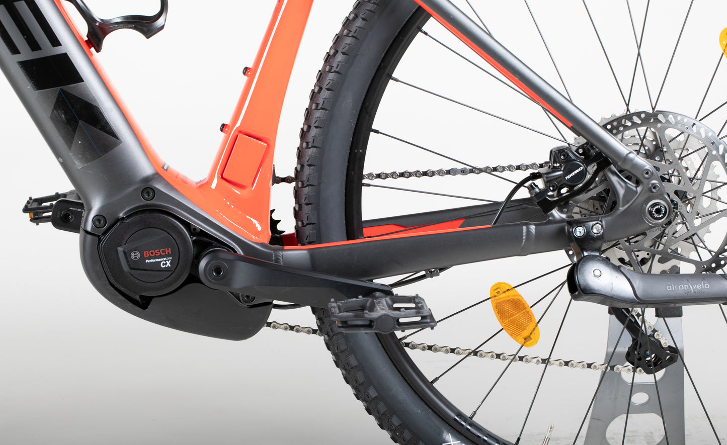 Trek Powerfly 4 - käytetty sähköpyörä 177-188 cm ajajalle