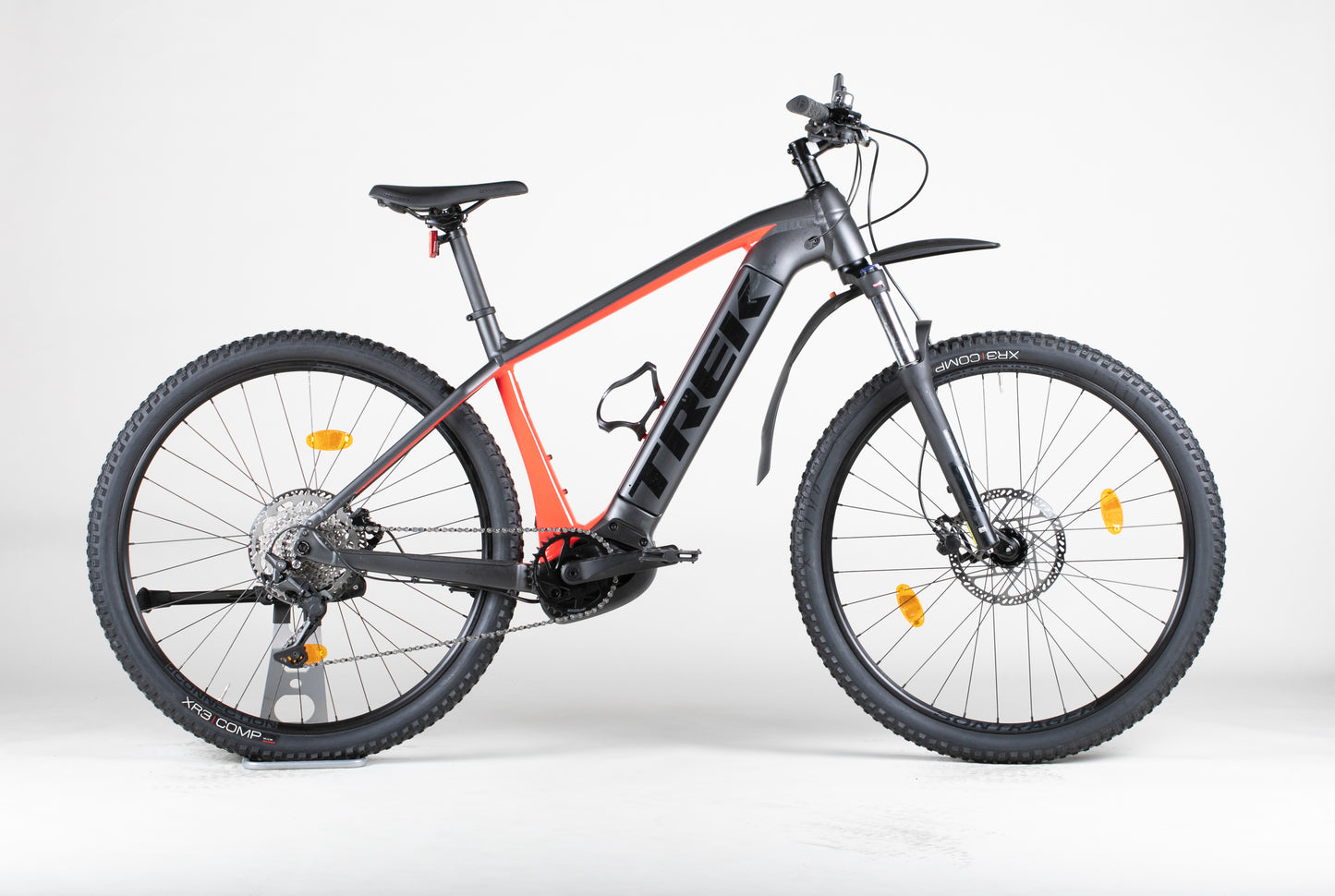 Trek Powerfly 4 - käytetty sähköpyörä 177-188 cm ajajalle