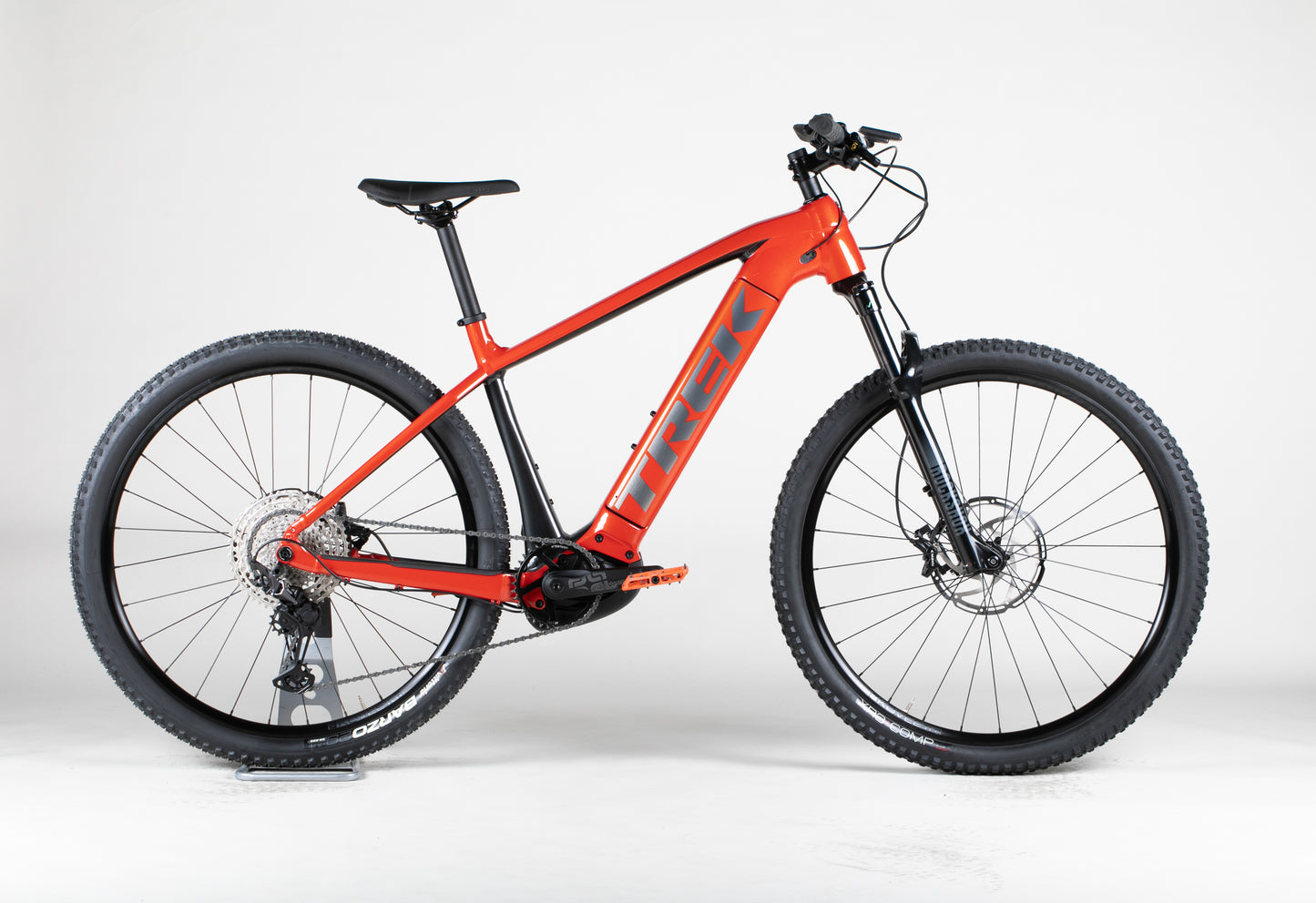 Trek Powerfly 5 - käytetty sähköpyörä 179–189 cm ajajalle