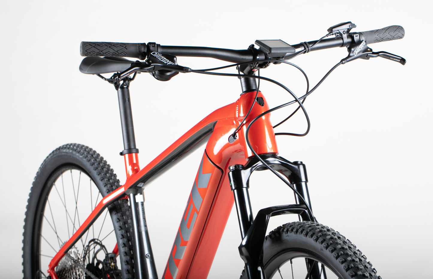 Trek Powerfly 5 - käytetty sähköpyörä 179–189 cm ajajalle