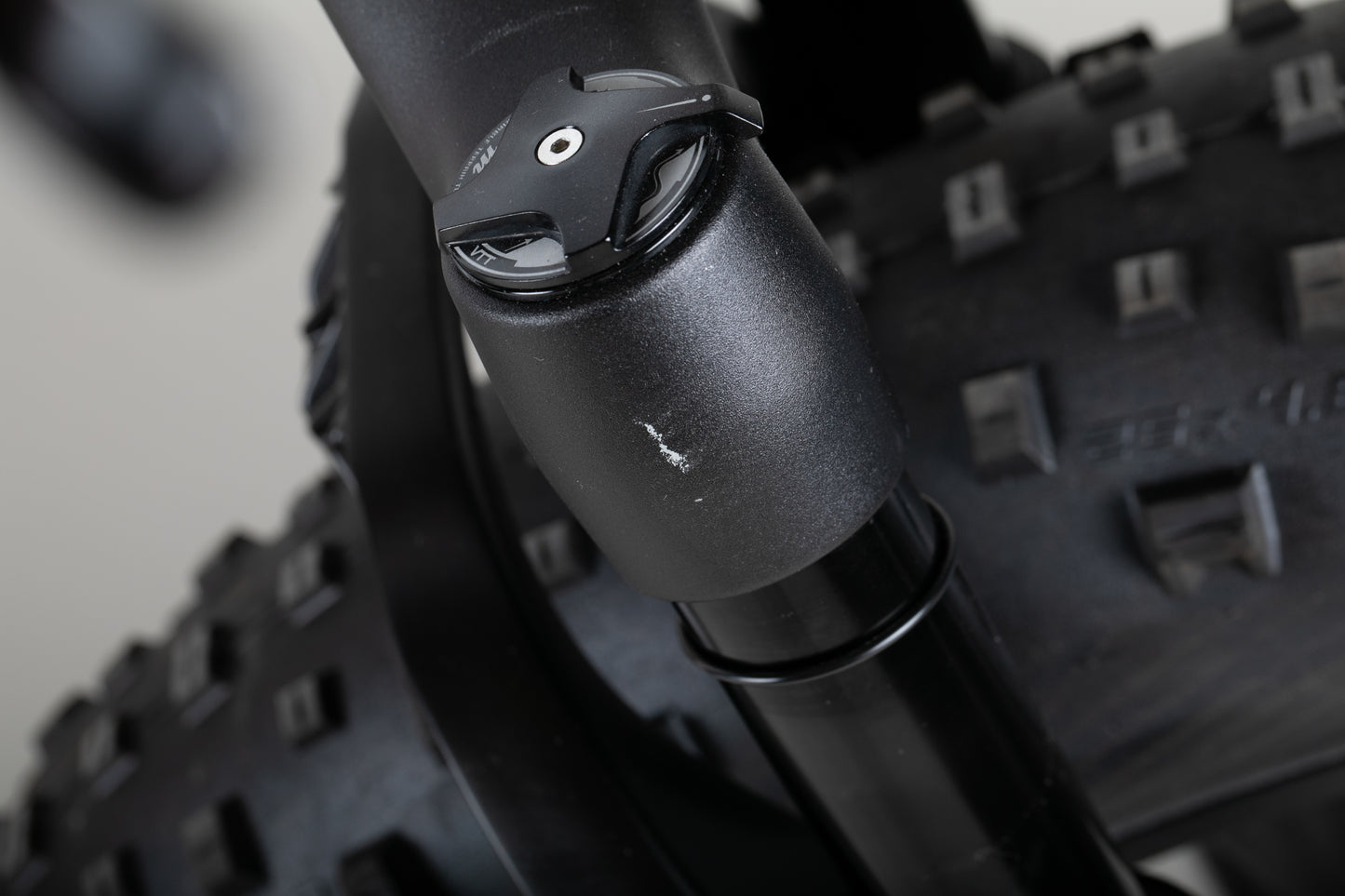 TUNTURI Emax ME - käytetty sähköpyörä 158–170 cm ajajalle