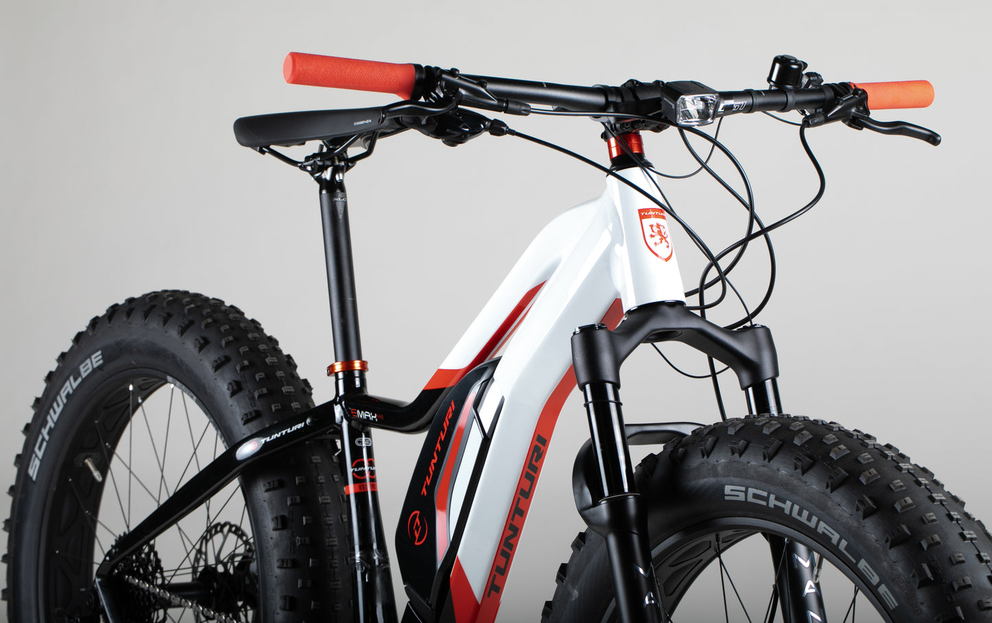 TUNTURI Emax ME - käytetty sähköpyörä 158–170 cm ajajalle