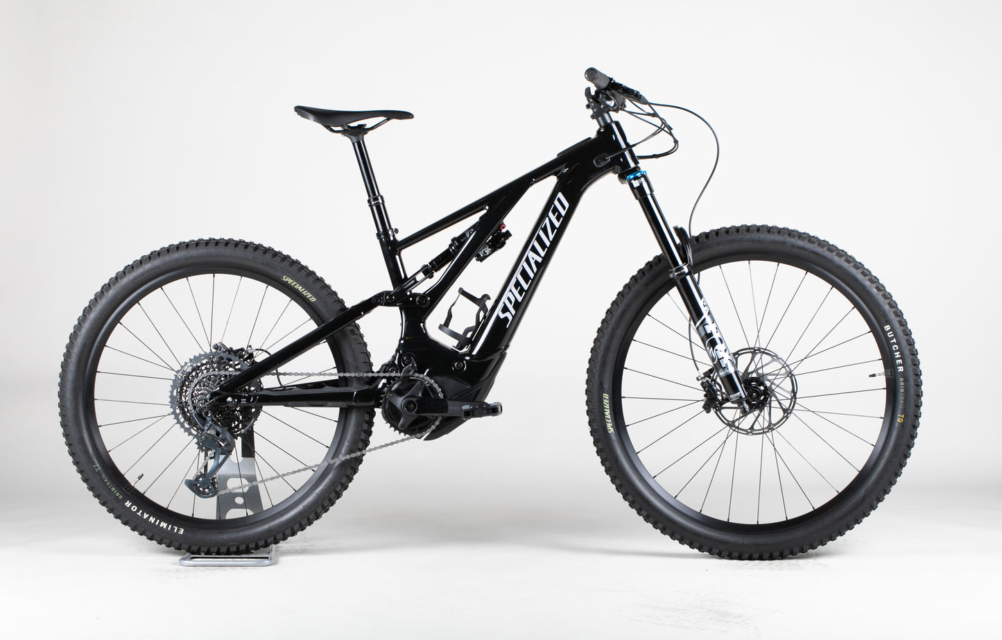 Specialized Turbo Levo Comp Alloy - käytetty sähköpyörä 157-173 cm ajajalle