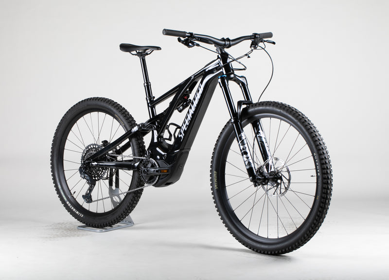 Specialized Turbo Levo Comp Alloy - käytetty sähköpyörä 157-173 cm ajajalle