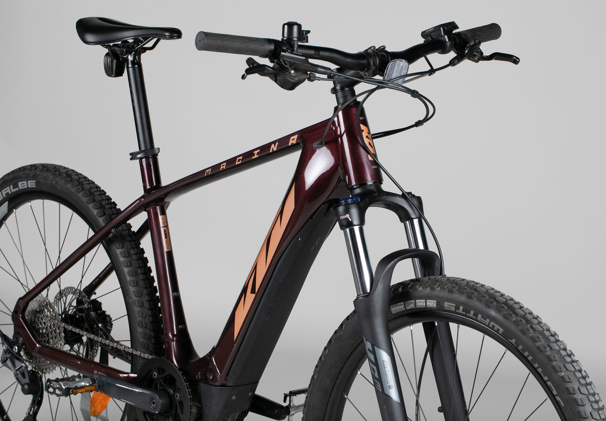Ktm Macina Team 673 Glorious - käytetty sähköpyörä 176-187 cm ajajalle