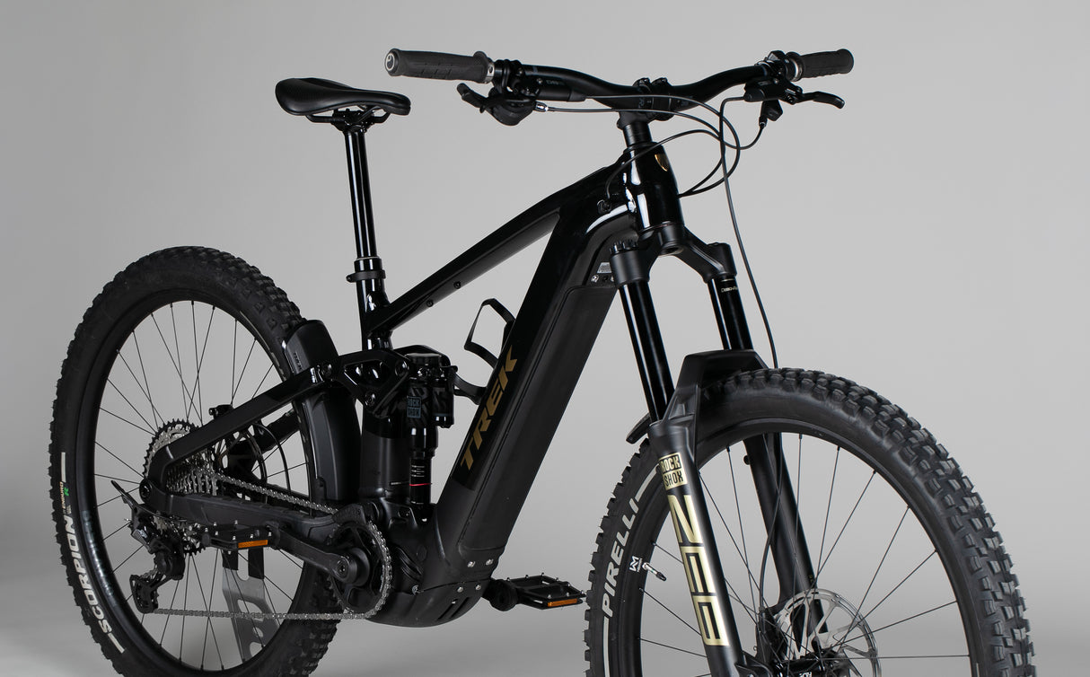 Trek Rail  8 Gen 5 - käytetty sähköpyörä 165-176 cm ajajalle