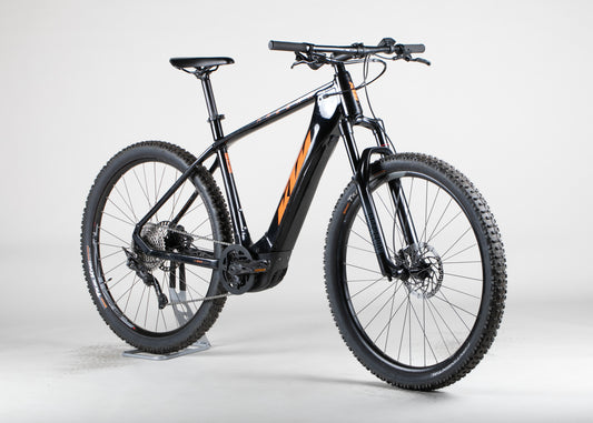 KTM Macina Team 693 - käytetty sähköpyörä 185–198 cm ajajalle