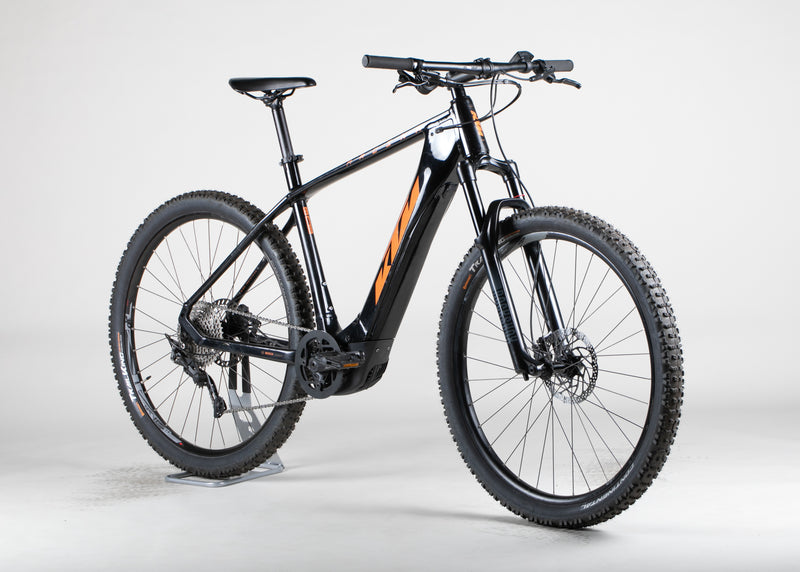 KTM Macina Team 693 - käytetty sähköpyörä 185–198 cm ajajalle