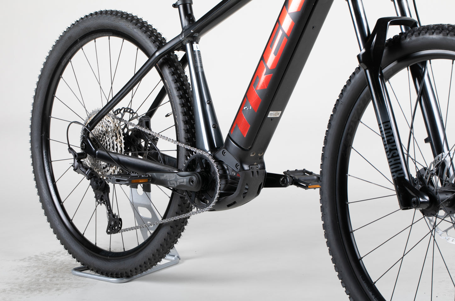 Trek Powerfly 5 - käytetty sähköpyörä 174-188 cm ajajalle