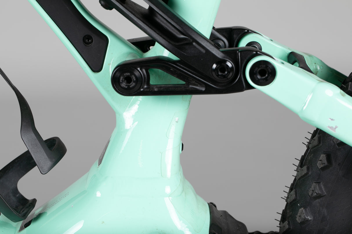 Specialized Turbo Levo Alloy - käytetty sähköpyörä 180-193 cm ajajalle