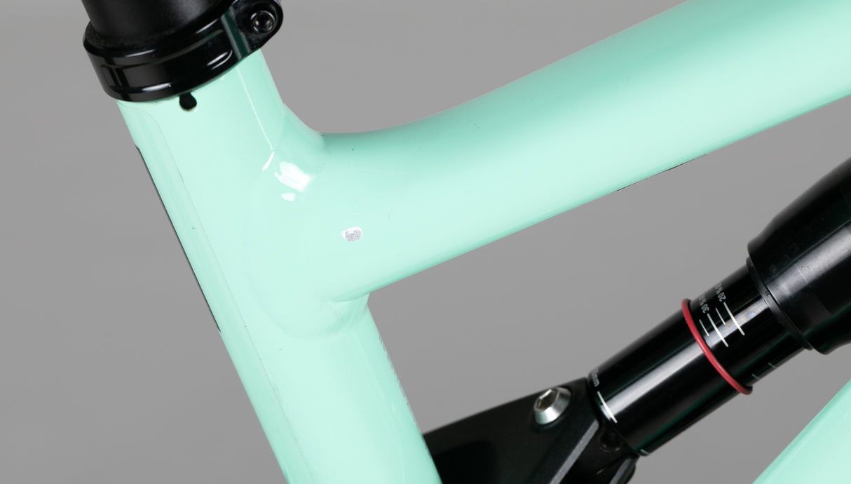 Specialized Turbo Levo Alloy - käytetty sähköpyörä 180-193 cm ajajalle