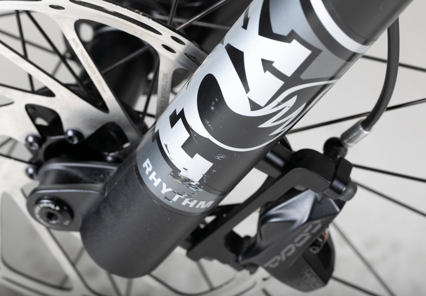 Specialized Turbo levo comp - käytetty sähköpyörä 173-188 cm ajajalle