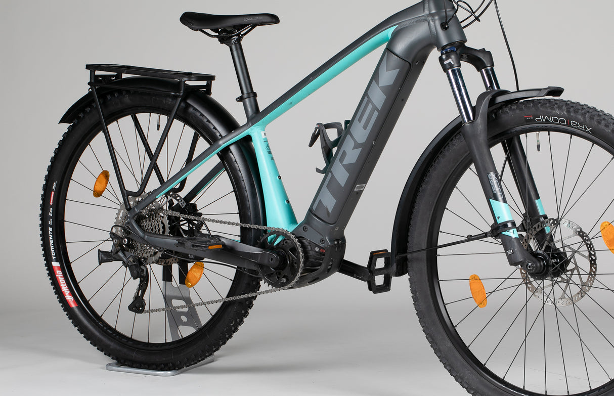 Trek Powerfly 4 - käytetty sähköpyörä 165-178 cm ajajalle