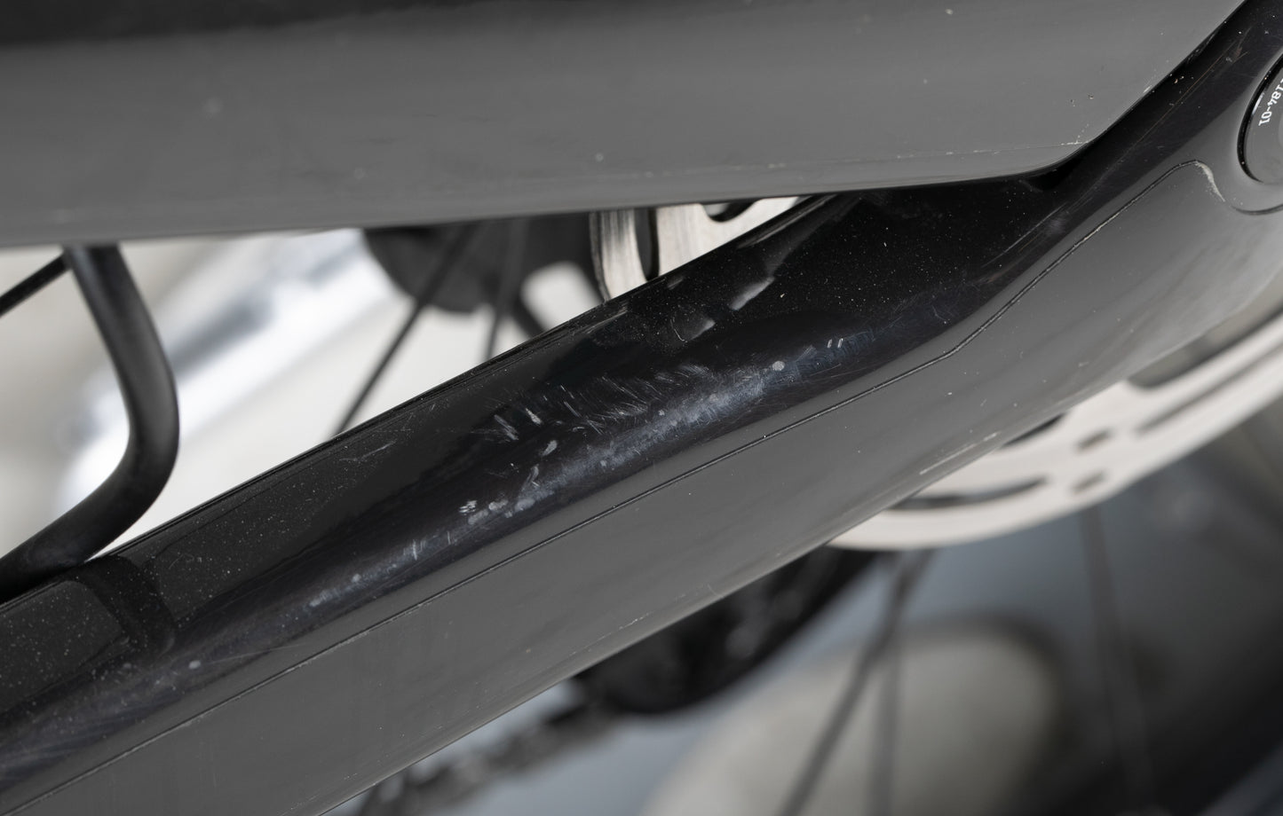 Canyon Spectral ON:CF7 - käytetty sähköpyörä 175-183 cm ajajalle