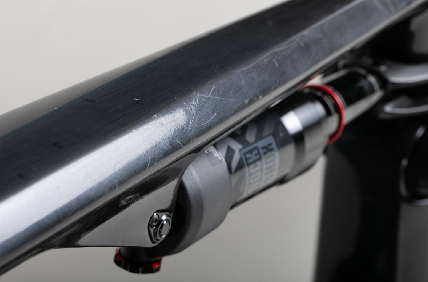 Canyon Spectral ON:CF7 - käytetty sähköpyörä 175-183 cm ajajalle