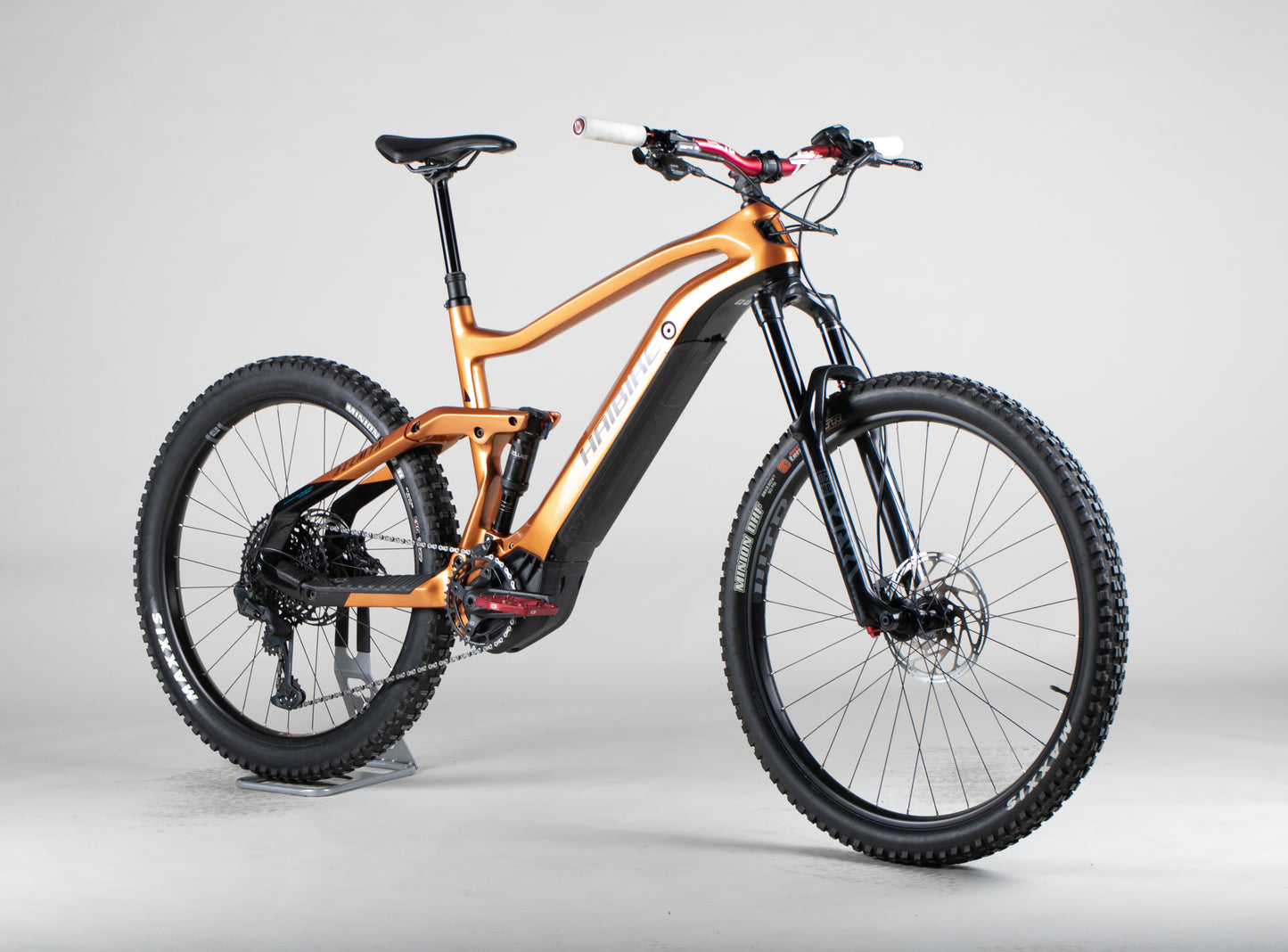 Haibike Allmtn CF 6 - käytetty sähköpyörä 186–199 cm ajajalle