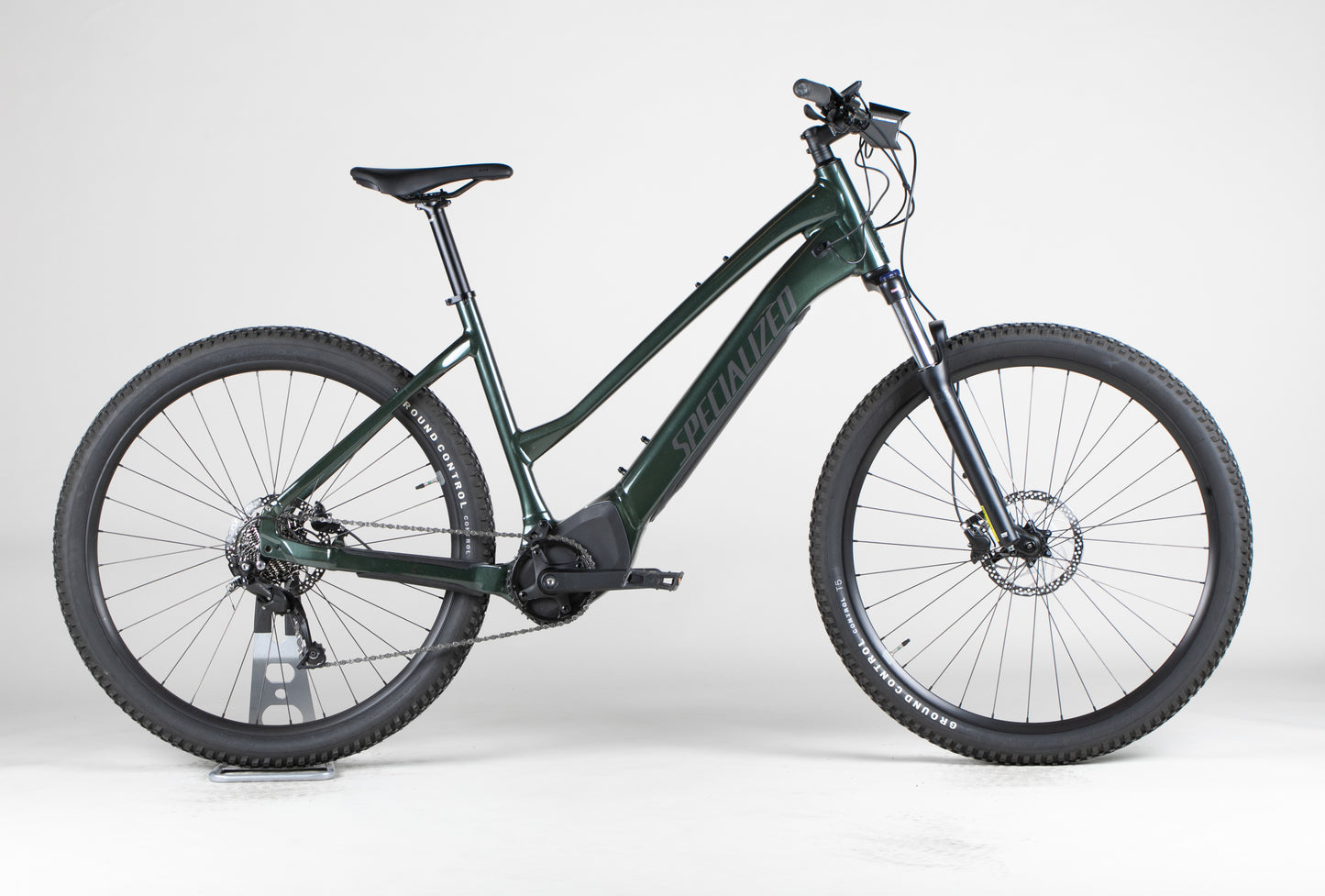 Specialized Turbo Tero, 3.0 Step-Through - käytetty sähköpyörä 186–199 cm ajajalle