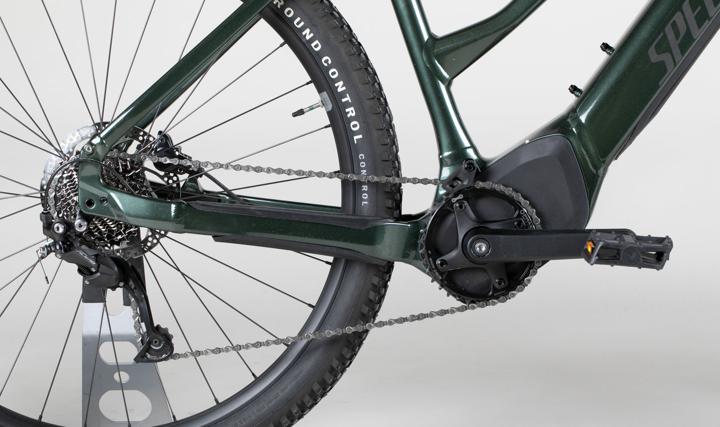 Specialized Turbo Tero, 3.0 Step-Through - käytetty sähköpyörä 186–199 cm ajajalle