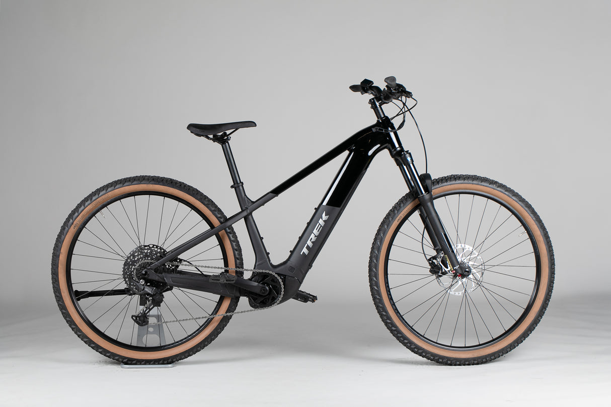Trek Powerfly  4 Gen 5 - käytetty sähköpyörä 175-189 cm ajajalle