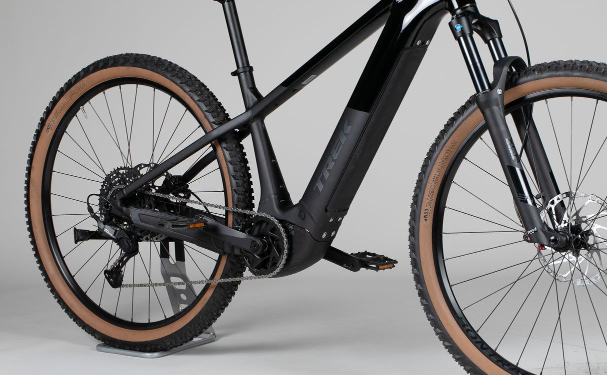 Trek Powerfly  4 Gen 5 - käytetty sähköpyörä 175-189 cm ajajalle