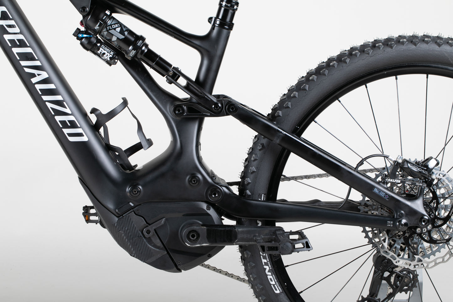 Specialized Turbo Levo Comp Carbon - käytetty sähköpyörä 165-180 cm ajajalle