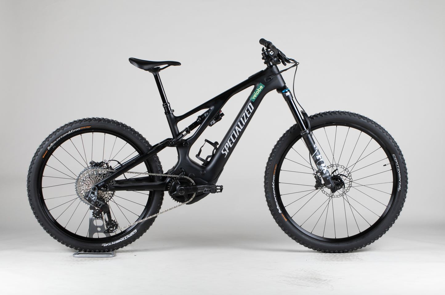 Specialized Turbo Levo Comp Carbon - käytetty sähköpyörä 165-180 cm ajajalle