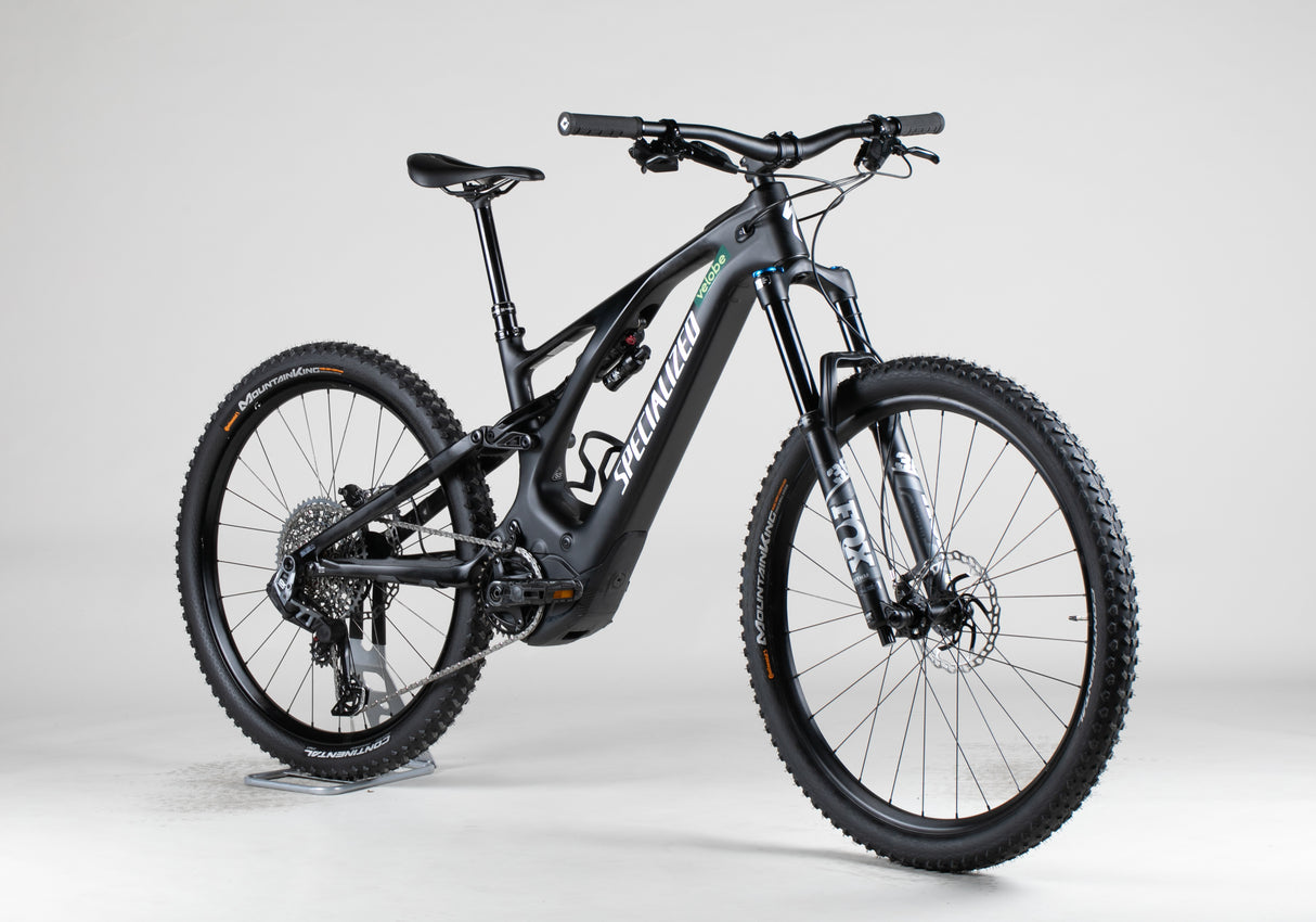 Specialized Turbo Levo Comp Carbon - käytetty sähköpyörä 165-180 cm ajajalle